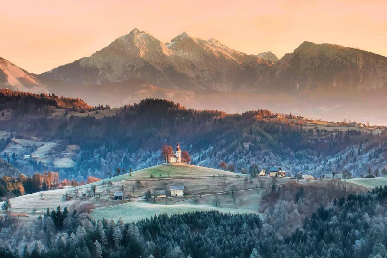 Apartmaji Pr Smolet Škofja Loka Exteriör bild